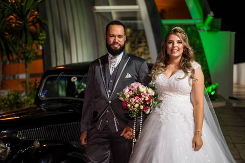 foto casamento em Alphaville, foto casamento igreja nossa senhora de lourdes Alphaville, fotografia de casamento em Alphaville, fotografia de casamento igreja Nossa Senhora de Lourdes Alphaville, casamento com carro antigo, carro antigo no casamento'
