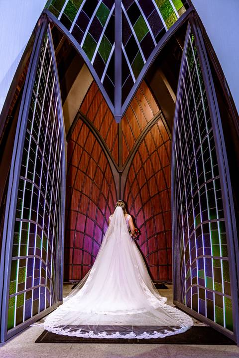 foto casamento em Alphaville, foto casamento igreja nossa senhora de lourdes Alphaville, fotografia de casamento em Alphaville, fotografia de casamento igreja Nossa Senhora de Lourdes Alphaville, casamento com carro antigo, carro antigo no casamento'