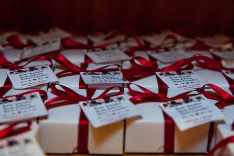 foto casamento em Alphaville, foto casamento igreja nossa senhora de lourdes Alphaville, fotografia de casamento em Alphaville, fotografia de casamento igreja Nossa Senhora de Lourdes Alphaville, casamento com carro antigo, carro antigo no casamento'