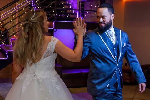 foto casamento em Alphaville, foto casamento igreja nossa senhora de lourdes Alphaville, fotografia de casamento em Alphaville, fotografia de casamento igreja Nossa Senhora de Lourdes Alphaville, casamento com carro antigo, carro antigo no casamento'