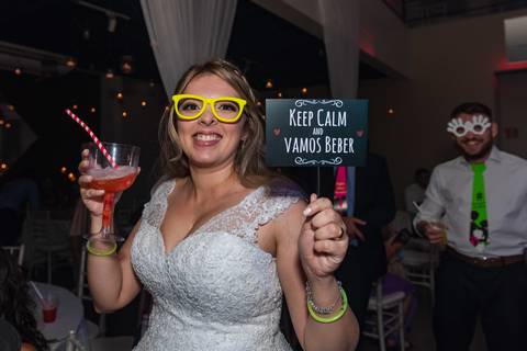 foto casamento em Alphaville, foto casamento igreja nossa senhora de lourdes Alphaville, fotografia de casamento em Alphaville, fotografia de casamento igreja Nossa Senhora de Lourdes Alphaville, casamento com carro antigo, carro antigo no casamento'