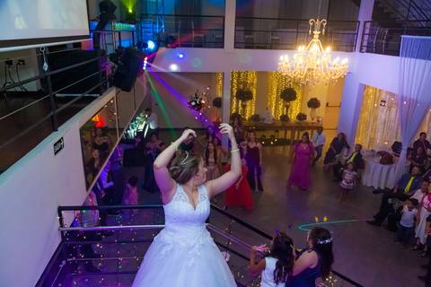 foto casamento em Alphaville, foto casamento igreja nossa senhora de lourdes Alphaville, fotografia de casamento em Alphaville, fotografia de casamento igreja Nossa Senhora de Lourdes Alphaville, casamento com carro antigo, carro antigo no casamento'