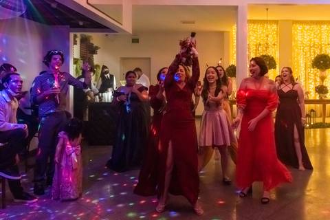 foto casamento em Alphaville, foto casamento igreja nossa senhora de lourdes Alphaville, fotografia de casamento em Alphaville, fotografia de casamento igreja Nossa Senhora de Lourdes Alphaville, casamento com carro antigo, carro antigo no casamento'