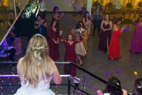 foto casamento em Alphaville, foto casamento igreja nossa senhora de lourdes Alphaville, fotografia de casamento em Alphaville, fotografia de casamento igreja Nossa Senhora de Lourdes Alphaville, casamento com carro antigo, carro antigo no casamento'