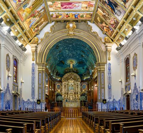 Fotografia de batizado na igreja Nossa Senhora do Brasil São Paulo. Fotos de batizado na igreja Nossa Senhora do Brasil São Paulo. Foto de batizado na igreja Nossa Senhora do Brasil São Paulo. foto de batizado em são paulo e Alphaville.'