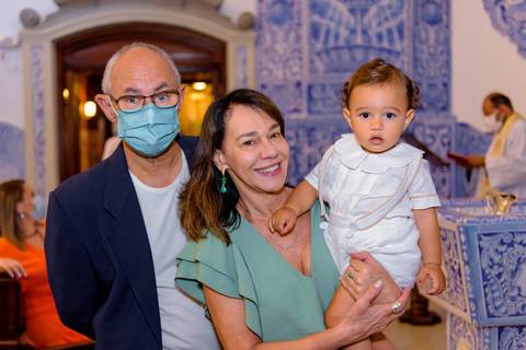 Fotografia de batizado na igreja Nossa Senhora do Brasil São Paulo. Fotos de batizado na igreja Nossa Senhora do Brasil São Paulo. Foto de batizado na igreja Nossa Senhora do Brasil São Paulo. foto de batizado em são paulo e Alphaville.'