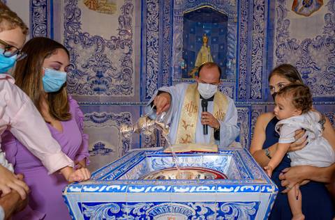 Fotografia de batizado na igreja Nossa Senhora do Brasil São Paulo. Fotos de batizado na igreja Nossa Senhora do Brasil São Paulo. Foto de batizado na igreja Nossa Senhora do Brasil São Paulo. foto de batizado em são paulo e Alphaville.'