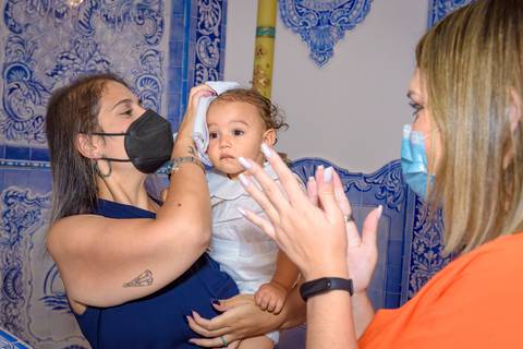 Fotografia de batizado na igreja Nossa Senhora do Brasil São Paulo. Fotos de batizado na igreja Nossa Senhora do Brasil São Paulo. Foto de batizado na igreja Nossa Senhora do Brasil São Paulo. foto de batizado em são paulo e Alphaville.'