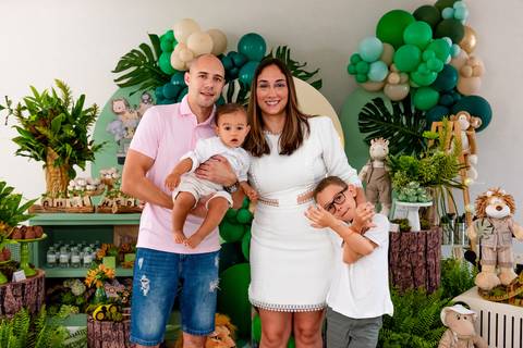 foto aniversario infantil, foto aniversario infantil em Alphaville, Espaço Villa 18 Alphaville, buffet infantil Alphaville, estação vai e vem, foto aniversario infantil espaço Lá Vem o Sol, salão de festa Alphaville, buffet planeta kids Alphaville.'