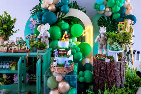 foto aniversario infantil, foto aniversario infantil em Alphaville, Espaço Villa 18 Alphaville, buffet infantil Alphaville, estação vai e vem, foto aniversario infantil espaço Lá Vem o Sol, salão de festa Alphaville, buffet planeta kids Alphaville.'