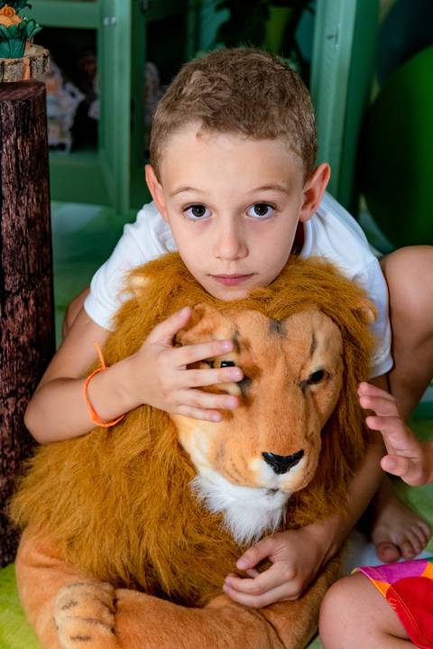 foto aniversario infantil, foto aniversario infantil em Alphaville, Espaço Villa 18 Alphaville, buffet infantil Alphaville, estação vai e vem, foto aniversario infantil espaço Lá Vem o Sol, salão de festa Alphaville, buffet planeta kids Alphaville.'