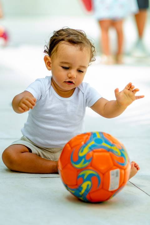 foto aniversario infantil, foto aniversario infantil em Alphaville, Espaço Villa 18 Alphaville, buffet infantil Alphaville, estação vai e vem, foto aniversario infantil espaço Lá Vem o Sol, salão de festa Alphaville, buffet planeta kids Alphaville.'