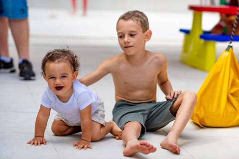 foto aniversario infantil, foto aniversario infantil em Alphaville, Espaço Villa 18 Alphaville, buffet infantil Alphaville, estação vai e vem, foto aniversario infantil espaço Lá Vem o Sol, salão de festa Alphaville, buffet planeta kids Alphaville.'