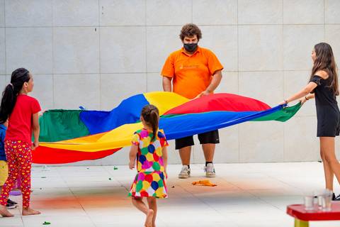 foto aniversário infantil com Túnel do Tempo Recreações, foto aniversario infantil, foto aniversario infantil em Alphaville, buffet infantil Alphaville, foto aniversario infantil espaço Lá Vem o Sol, Túnel do Tempo Recreações.'