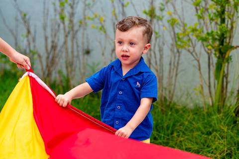 foto aniversário infantil com Túnel do Tempo Recreações, foto aniversario infantil, foto aniversario infantil em Alphaville, buffet infantil Alphaville, foto aniversario infantil espaço Lá Vem o Sol, Túnel do Tempo Recreações.'