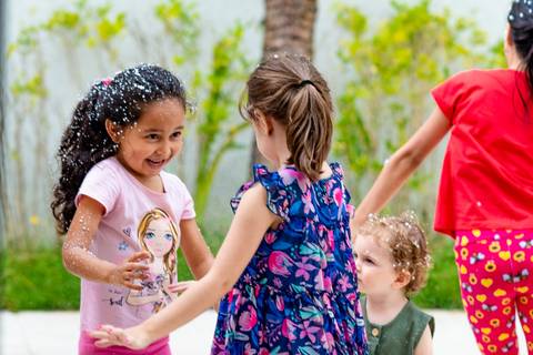 foto aniversário infantil com Túnel do Tempo Recreações, foto aniversario infantil, foto aniversario infantil em Alphaville, buffet infantil Alphaville, foto aniversario infantil espaço Lá Vem o Sol, Túnel do Tempo Recreações.'