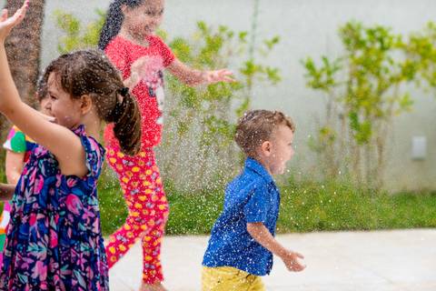 foto aniversário infantil com Túnel do Tempo Recreações, foto aniversario infantil, foto aniversario infantil em Alphaville, buffet infantil Alphaville, foto aniversario infantil espaço Lá Vem o Sol, Túnel do Tempo Recreações.'