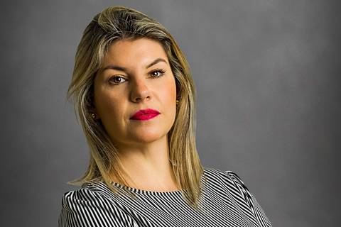 foto profissional para perfil, foto profissional, fotografia para perfil profissional em Alphaville, Fotografia Profissional, Retrato Corporativo, Fotografia para Redes Sociais, Fotografia Profissional em Alphaville, Professional Branding, foto perfil.'