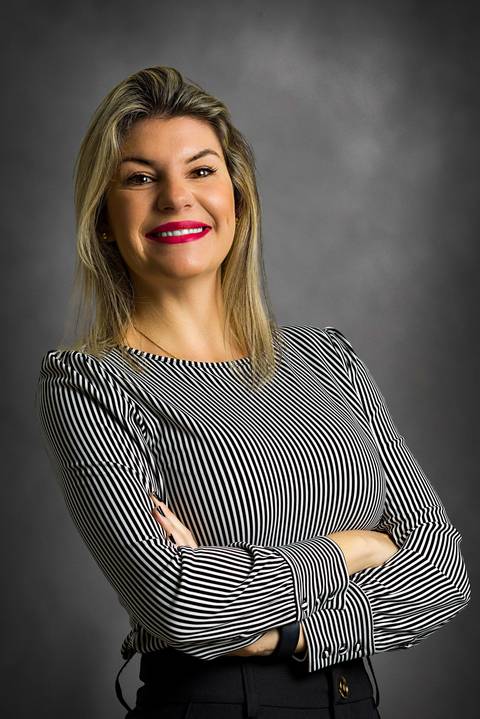 foto profissional para perfil, foto profissional, fotografia para perfil profissional em Alphaville, Fotografia Profissional, Retrato Corporativo, Fotografia para Redes Sociais, Fotografia Profissional em Alphaville, Professional Branding, foto perfil.'