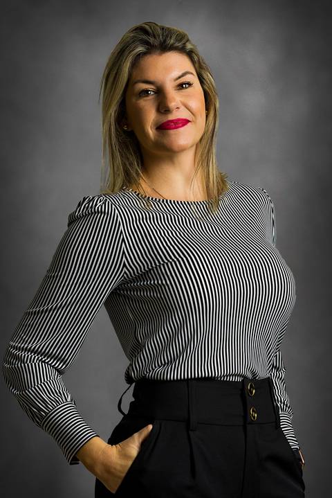 foto profissional para perfil, foto profissional, fotografia para perfil profissional em Alphaville, Fotografia Profissional, Retrato Corporativo, Fotografia para Redes Sociais, Fotografia Profissional em Alphaville, Professional Branding, foto perfil.'