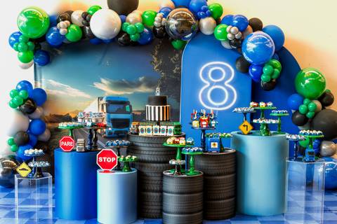 aniversário infantil, buffet estação diversão, alphaville, festa infantil, crianças, caminhões, tema caminhão, decoração caminhão, diversão, alegria, lúdico, brincadeiras direcionadas, variedades, conforto, monitores especializados, menu diversificado'