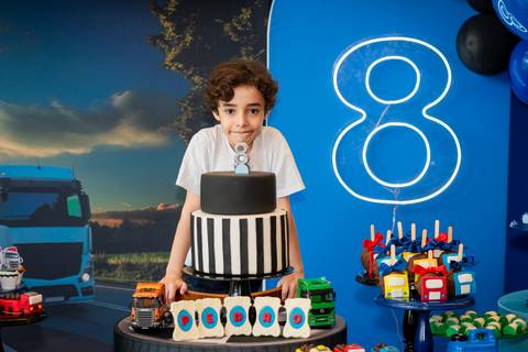 aniversário infantil, buffet estação diversão, alphaville, festa infantil, crianças, caminhões, tema caminhão, decoração caminhão, diversão, alegria, lúdico, brincadeiras direcionadas, variedades, conforto, monitores especializados, menu diversificado'