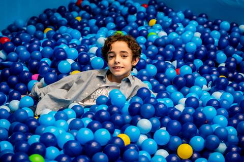 aniversário infantil, buffet estação diversão, alphaville, festa infantil, crianças, caminhões, tema caminhão, decoração caminhão, diversão, alegria, lúdico, brincadeiras direcionadas, variedades, conforto, monitores especializados, menu diversificado'