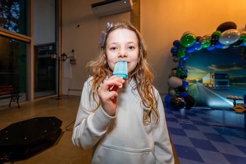 aniversário infantil, buffet estação diversão, alphaville, festa infantil, crianças, caminhões, tema caminhão, decoração caminhão, diversão, alegria, lúdico, brincadeiras direcionadas, variedades, conforto, monitores especializados, menu diversificado'