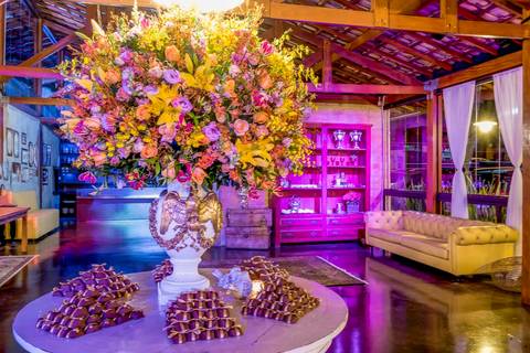 fotografia de casamento no armazém 465 Alphaville, fotografia de casamento em alphaville. decoração do local da recepção armazém 465'