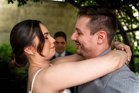 casamento civil Barueri, fotos de casamento no cartório, sessão de fotos no sítio, cerimônia de casamento civil, casamento no cartório de Barueri, casamento no sítio, amor e união, recém-casados, fotografia de casamento, fotógrafo de casamento, casamento '