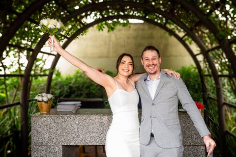 casamento civil Barueri, fotos de casamento no cartório, sessão de fotos no sítio, cerimônia de casamento civil, casamento no cartório de Barueri, casamento no sítio, amor e união, recém-casados, fotografia de casamento, fotógrafo de casamento, casamento '