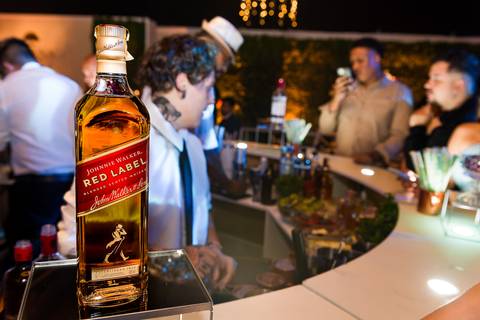 whisky, whisky johnnie walker, johnnie walker red label, Casamento Mirela e Felipe, A3 Photo, fotógrafo de casamento, Alphaville, Igreja Nossa Senhora de Lourdes, Espaço Savana, fotos de casamento, fotografia profissional, amor em imagens'