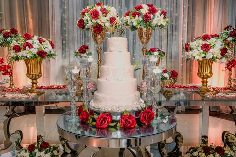 mesa do bolo de casamento, decoração, Casamento Mirela e Felipe, A3 Photo, fotógrafo de casamento, Alphaville, Igreja Nossa Senhora de Lourdes, Espaço Savana, fotos de casamento, fotografia profissional, amor em imagens, casamento inesquecível'