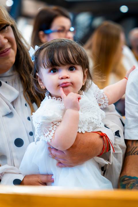 fotografia de batizado, fotógrafo de batizado Alphaville, batizado Igreja Nossa Senhora de Lourdes, fotos de batizado profissional, batizado em Alphaville, fotógrafo infantil SP, ensaio de batizado, cerimônia de batizado, fotografia religiosa'