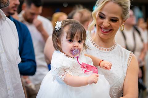 fotografia de batizado, fotógrafo de batizado Alphaville, batizado Igreja Nossa Senhora de Lourdes, fotos de batizado profissional, batizado em Alphaville, fotógrafo infantil SP, ensaio de batizado, cerimônia de batizado, fotografia religiosa'