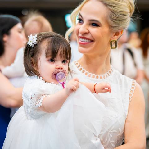 fotografia de batizado, fotógrafo de batizado Alphaville, batizado Igreja Nossa Senhora de Lourdes, fotos de batizado profissional, batizado em Alphaville, fotógrafo infantil SP, ensaio de batizado, cerimônia de batizado, fotografia religiosa'