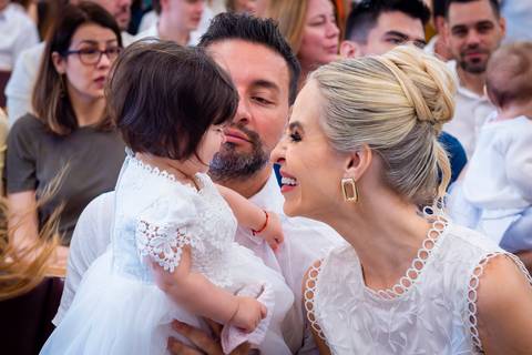 fotografia de batizado, fotógrafo de batizado Alphaville, batizado Igreja Nossa Senhora de Lourdes, fotos de batizado profissional, batizado em Alphaville, fotógrafo infantil SP, ensaio de batizado, cerimônia de batizado, fotografia religiosa'