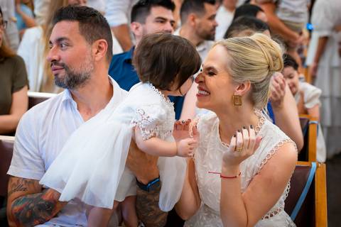 fotografia de batizado, fotógrafo de batizado Alphaville, batizado Igreja Nossa Senhora de Lourdes, fotos de batizado profissional, batizado em Alphaville, fotógrafo infantil SP, ensaio de batizado, cerimônia de batizado, fotografia religiosa'