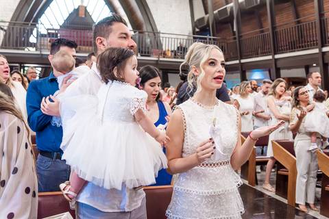 fotografia de batizado, fotógrafo de batizado Alphaville, batizado Igreja Nossa Senhora de Lourdes, fotos de batizado profissional, batizado em Alphaville, fotógrafo infantil SP, ensaio de batizado, cerimônia de batizado, fotografia religiosa'