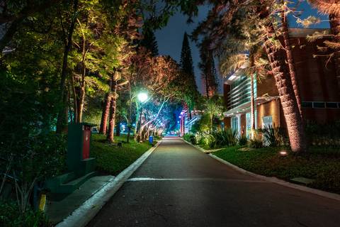 Fotografia de evento corporativo do aniversário do Alphaville Tênis Clube ATC 42 anos.'