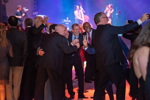 Fotografia de evento corporativo do aniversário do Alphaville Tênis Clube ATC 42 anos.'