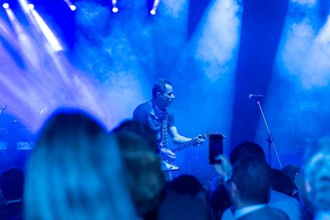Fotografia de evento corporativo do aniversário do Alphaville Tênis Clube ATC 42 anos, foto banda Titãs Branco Mello, Sérgio Britto e Tony Belloto'