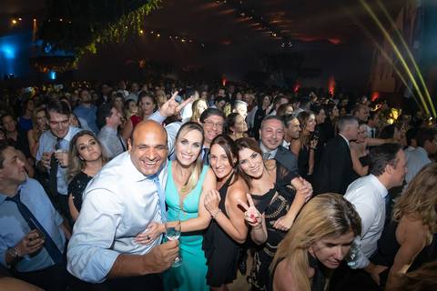 Fotografia de evento corporativo do aniversário do Alphaville Tênis Clube ATC 42 anos banda Titãs Branco Mello, Sérgio Britto e Tony Belloto'