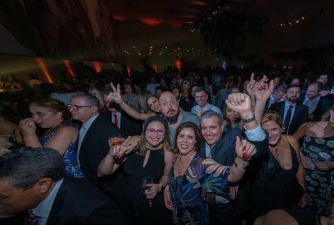 Fotografia evento corporativo em Alphaville. Fotografia de evento corporativo do aniversário do Alphaville Tênis Clube ATC 42 anos. Fotografia evento corporativo em São Paulo, fotografia festa corporativa, fotografia para empresa'