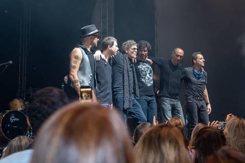 Fotografia de evento corporativo do aniversário do Alphaville Tênis Clube ATC 42 anos banda Titãs Branco Mello, Sérgio Britto e Tony Belloto'