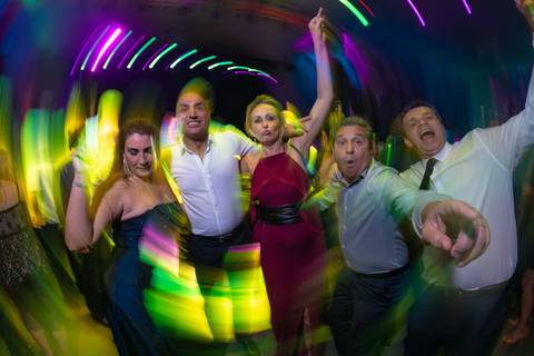 Fotografia de evento corporativo do aniversário do Alphaville Tênis Clube ATC 42 anos DJ Felipe Mar.'