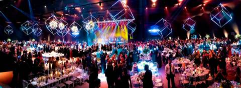 Fotografia de evento corporativo do aniversário do alphaville tenis clube Foto de evento corporativo decoração do salão de festa Alphaville Tênis Clube 43 anos'