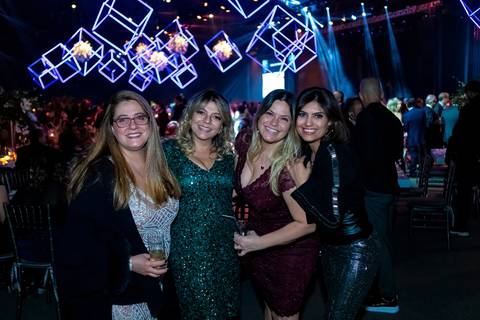 Fotografia de evento corporativo do aniversário do alphaville tenis clube Foto de evento corporativo convidados na festa Alphaville Tênis Clube 43 anos'