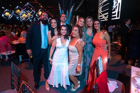 Fotografia de evento corporativo do aniversário do alphaville tenis clube Foto de evento corporativo convidados na festa Alphaville Tênis Clube 43 anosv'