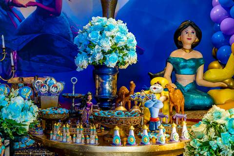 foto aniversario infantil no buffet Espaço Villa 18 em Alphaville. Decoração Aladim. buffet infantil alphaville.'